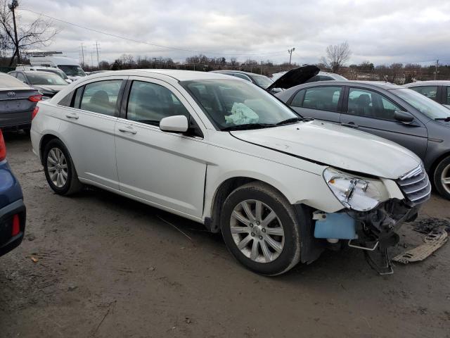 1C3CC5FB6AN183987 - 2010 CHRYSLER SEBRING LIMITED WHITE photo 4