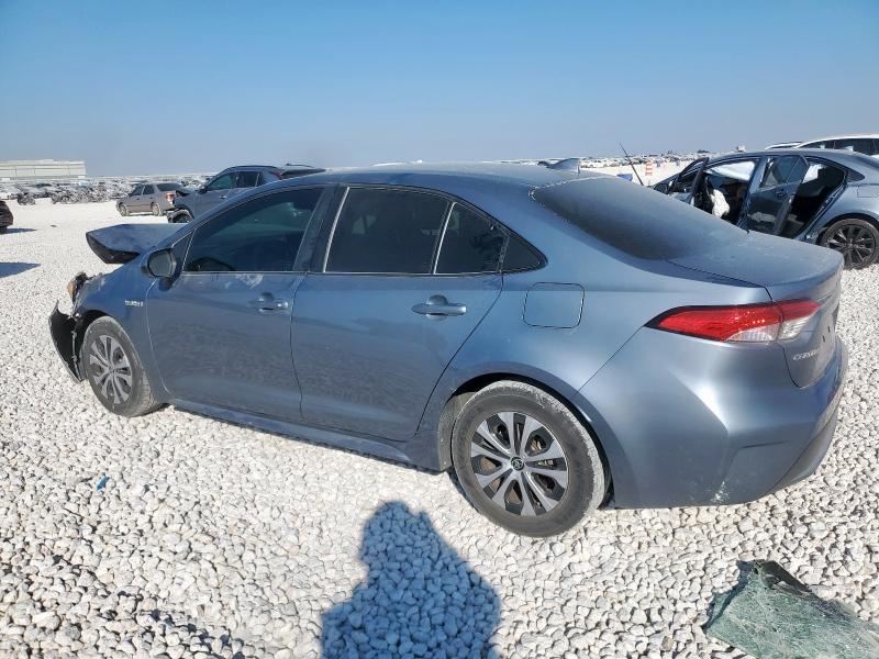 JTDEAMDE8MJ004622 - 2021 TOYOTA COROLLA LE SILVER photo 2