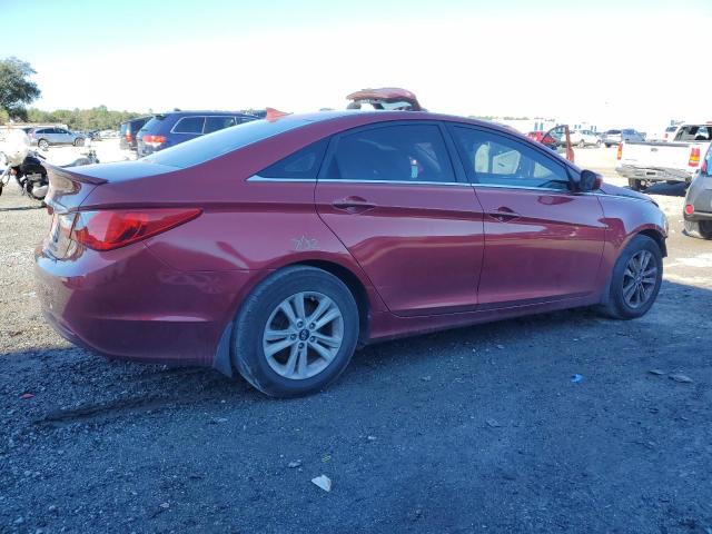 5NPEB4AC7DH795749 - 2013 HYUNDAI SONATA GLS RED photo 3