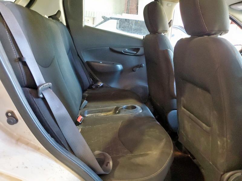 KL8CB6SA6KC700891 - 2019 CHEVROLET SPARK LS კრემისფერი ფოტო 10