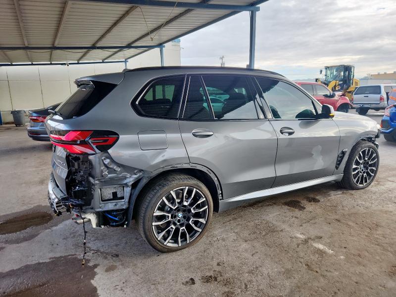 5UX43EU09T9019211 - 2026 BMW X5 XDRIVE50E 灰色 照片 3