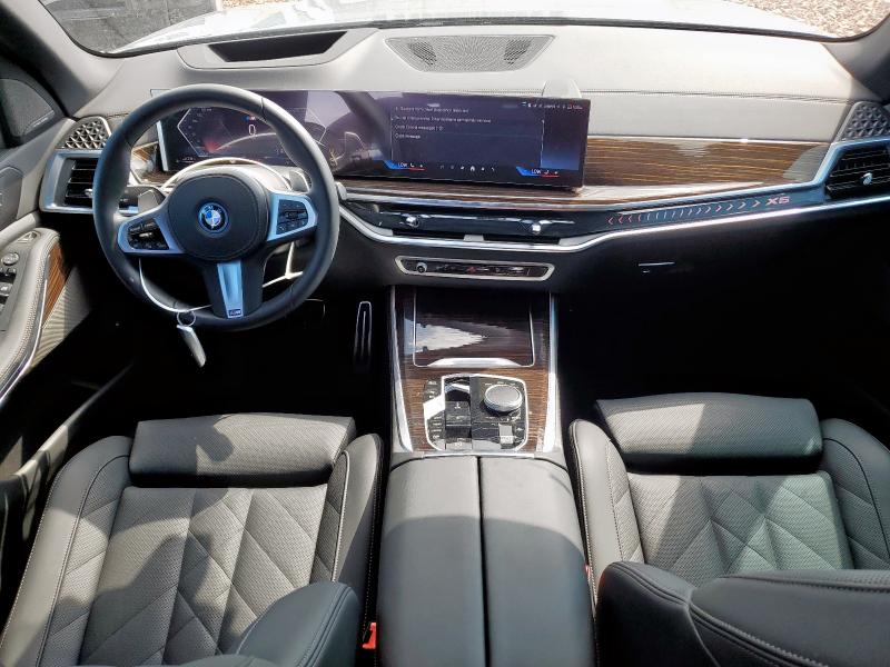5UX43EU09T9019211 - 2026 BMW X5 XDRIVE50E 灰色 照片 8