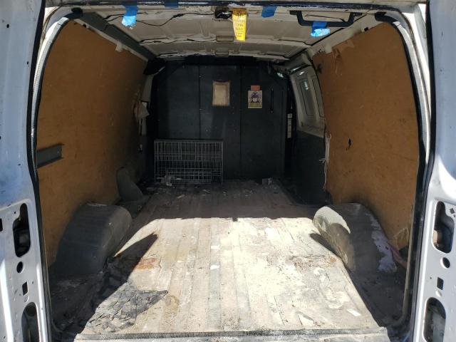 1FTNE1EW5CDA53610 - 2012 FORD ECONOLINE E150 VAN WHITE photo 10