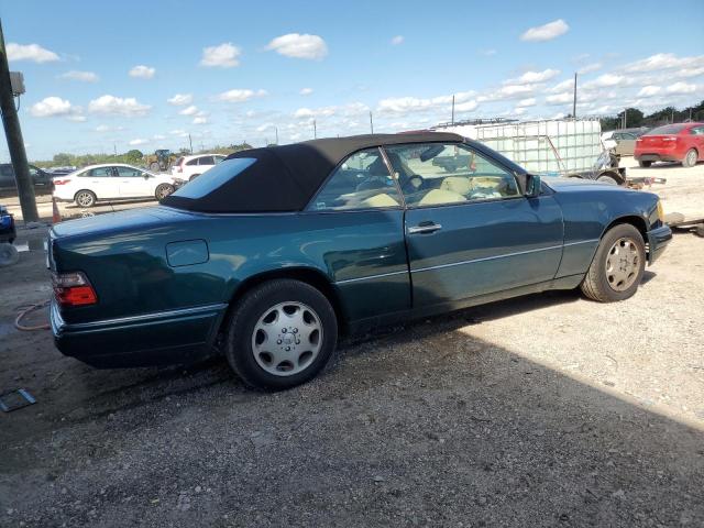 WDBEA66E7SC282307 - 1995 MERCEDES-BENZ E 320 绿色 照片 3