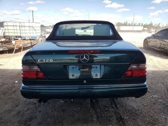 WDBEA66E7SC282307 - 1995 MERCEDES-BENZ E 320 绿色 照片 6