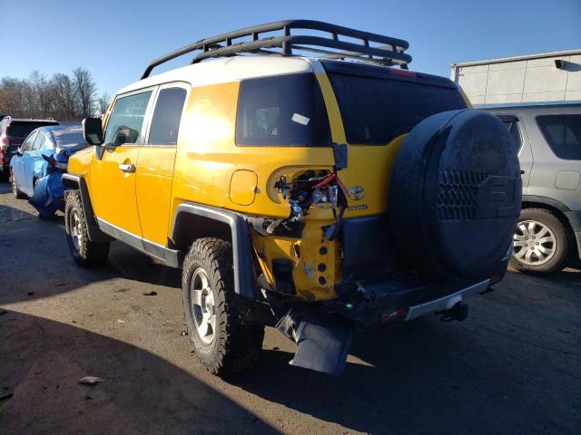 JTEBU11F580102729 - 2008 TOYOTA FJ CRUISER YELLOW photo 2