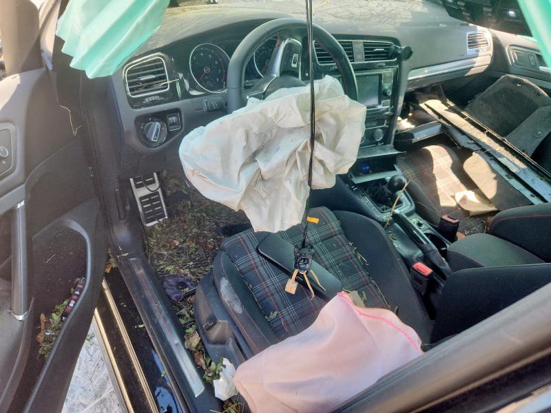 3VW5T7AUXKM012225 - 2019 VOLKSWAGEN GTI S BLACK photo 8