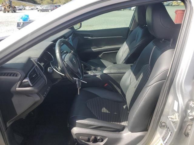 4T1G11AK5LU873673 - 2020 TOYOTA CAMRY SE SILVER photo 7