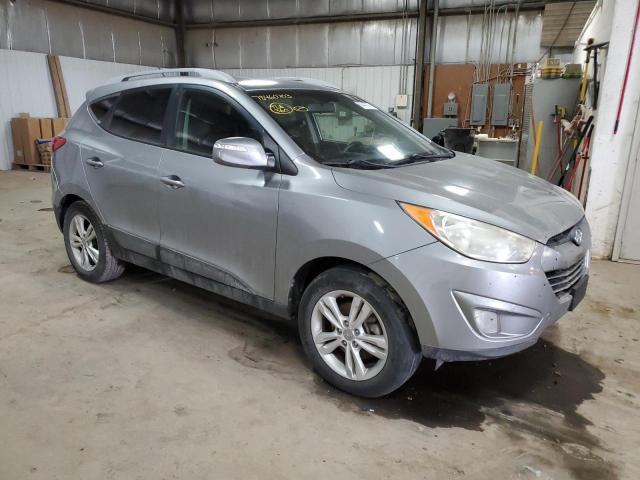 KM8JUCAC0DU738569 - 2013 HYUNDAI TUCSON GLS SILVER photo 4