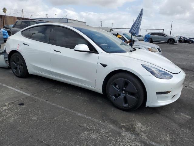 5YJ3E1EA3PF584914 - 2023 TESLA MODEL 3 白色 照片 4