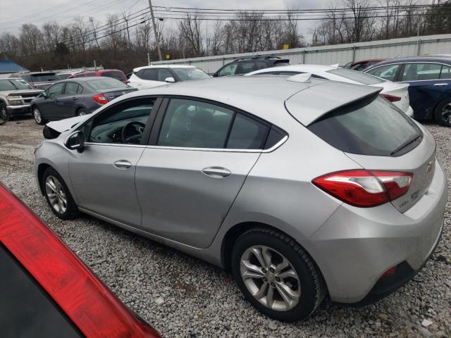 3G1BE6SM9KS592287 - 2019 CHEVROLET CRUZE LT SILVER photo 2