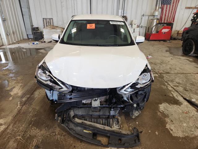 3N1AB7AP9KY423108 - 2019 NISSAN SENTRA S أبيض صورة 5