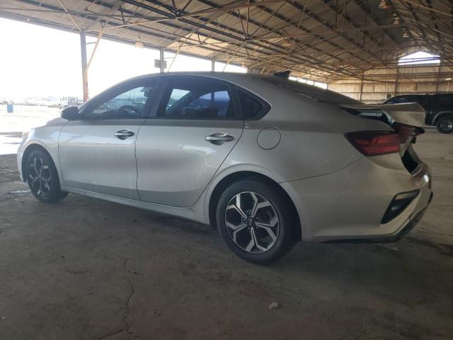 3KPF24AD4KE067594 - 2019 KIA FORTE FE SILVER photo 2