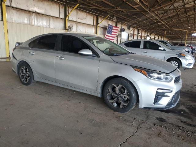 3KPF24AD4KE067594 - 2019 KIA FORTE FE SILVER photo 4