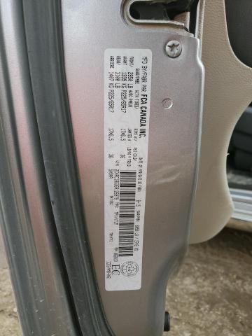 2C4RC1BG3GR126979 - 2016 CHRYSLER TOWN & COU TOURING 银色 照片 13