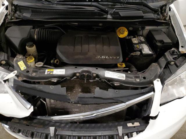 2C4RC1BG0GR287774 - 2016 CHRYSLER TOWN & COU TOURING أبيض صورة 12