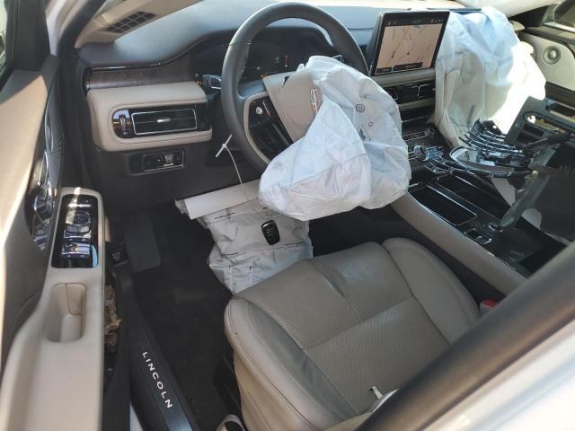 5LM5J7WC7PGL23002 - 2023 LINCOLN AVIATOR RESERVE Білий фото 8