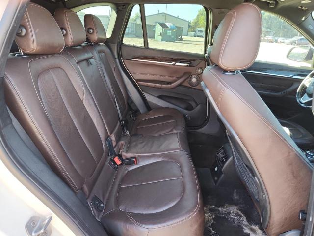 WBXHT3C34GP888323 - 2016 BMW X1 XDRIVE28I WHITE photo 11