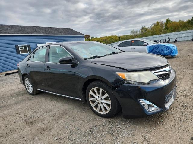 4T1BK1FK6DU531179 - 2013 TOYOTA CAMRY SE 黑色 照片 4