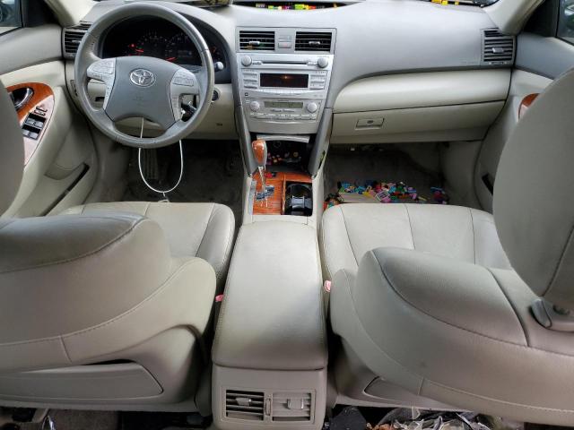 JTNBK3EK2A3046388 - 2010 TOYOTA CAMRY SE GREEN photo 8