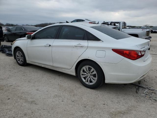 5NPEB4AC0CH457656 - 2012 HYUNDAI SONATA GLS WHITE photo 2