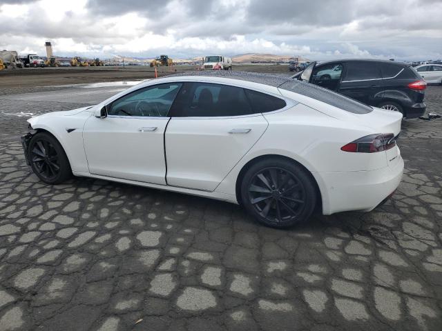 5YJSA1E28JF235934 - 2018 TESLA MODEL S 白色 照片 2