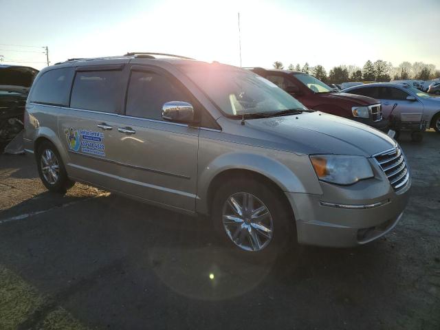 2A8HR64X58R148951 - 2008 CHRYSLER TOWN & COU LIMITED BEIGE photo 4