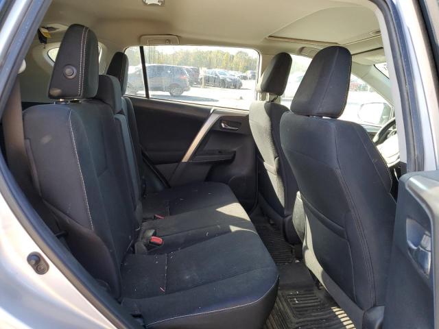 2T3RFREV1FW346951 - 2015 TOYOTA RAV4 XLE SILVER photo 11