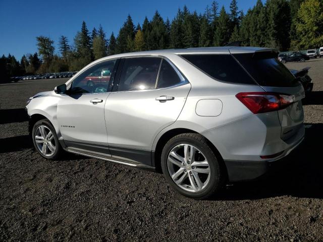 2GNAXSEV0J6283726 - 2018 CHEVROLET EQUINOX LT Silber Foto 2