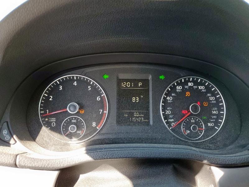 1VWAS7A31EC028215 - 2014 VOLKSWAGEN PASSAT S رمادي صورة 9