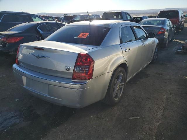 2C3KA63H48H224507 - 2008 CHRYSLER 300C GRAY photo 3