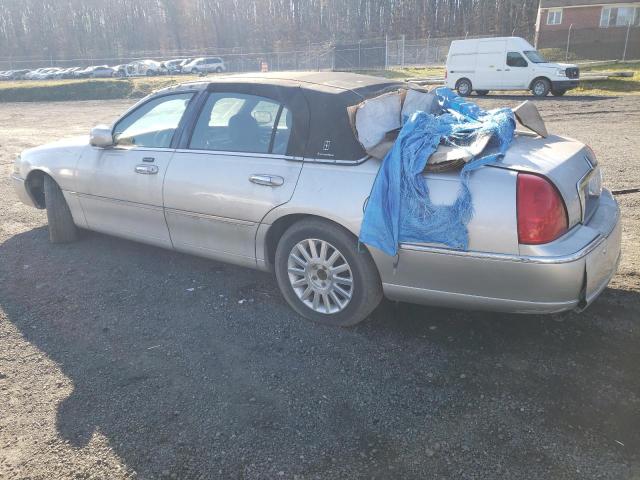 1LNHM81W53Y633801 - 2003 LINCOLN TOWN CAR EXECUTIVE SILVER photo 2