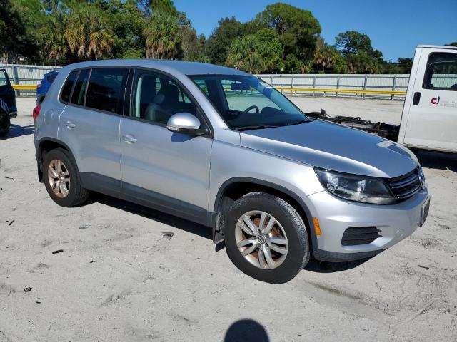 WVGAV7AX6CW589644 - 2012 VOLKSWAGEN TIGUAN S ვერცხლისფერი ფოტო 4