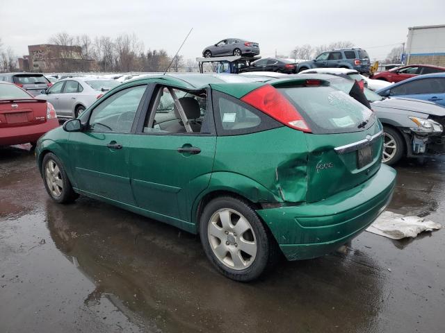 3FAFP37332R226274 - 2002 FORD FOCUS ZX5 GREEN photo 2