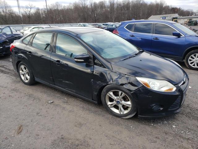 1FADP3F27EL215619 - 2014 FORD FOCUS SE BLACK photo 4