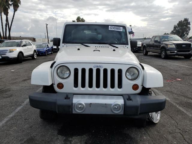 1J4BA5H12AL231394 - 2010 JEEP WRANGLER U SAHARA 白色 照片 5
