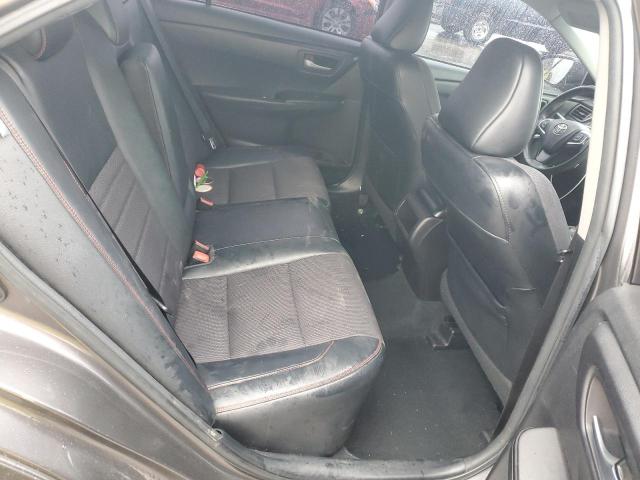 4T1BF1FK7HU323225 - 2017 TOYOTA CAMRY LE 灰色 照片 10