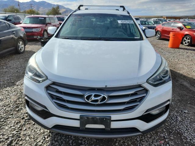 5NMZUDLB1HH011844 - 2017 HYUNDAI SANTA FE S WHITE photo 5
