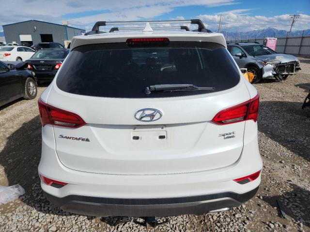 5NMZUDLB1HH011844 - 2017 HYUNDAI SANTA FE S WHITE photo 6