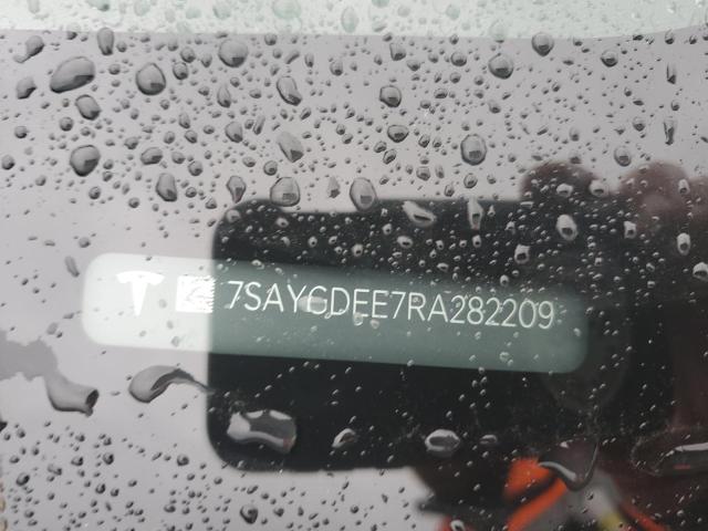 7SAYGDEE7RA282209 - 2024 TESLA MODEL Y Серый фото 13