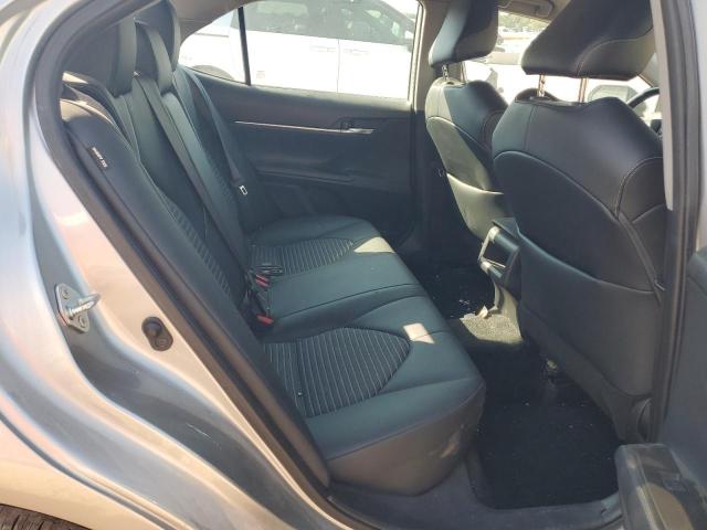 4T1T11AK9NU686096 - 2022 TOYOTA CAMRY SE ვერცხლისფერი ფოტო 10