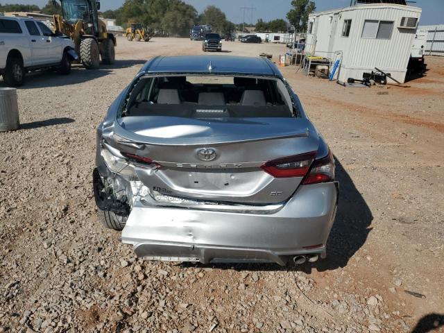 4T1T11AK9NU686096 - 2022 TOYOTA CAMRY SE ვერცხლისფერი ფოტო 6