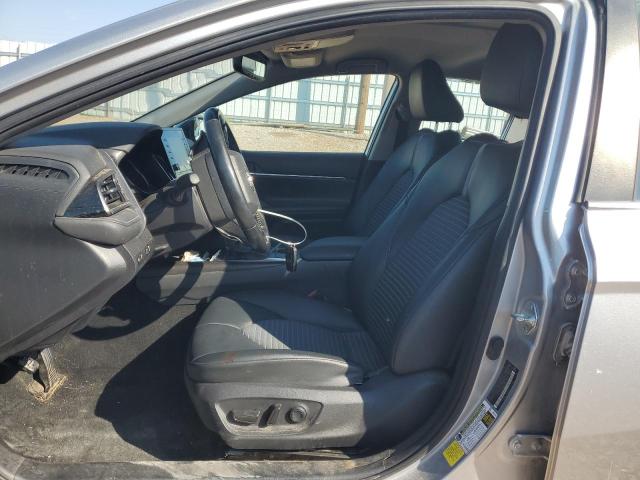 4T1T11AK9NU686096 - 2022 TOYOTA CAMRY SE ვერცხლისფერი ფოტო 7