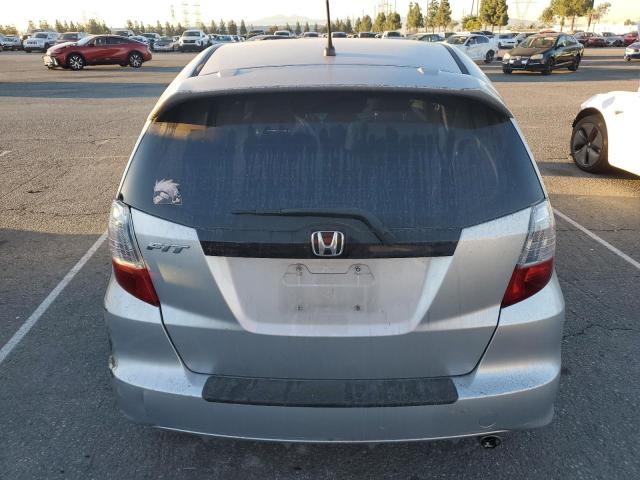 JHMGE8H53BC005952 - 2011 HONDA FIT SPORT Արծաթագույն լուսանկար 6