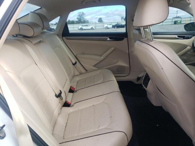 1VWBT7A36HC013909 - 2017 VOLKSWAGEN PASSAT SE თეთრი ფოტო 10