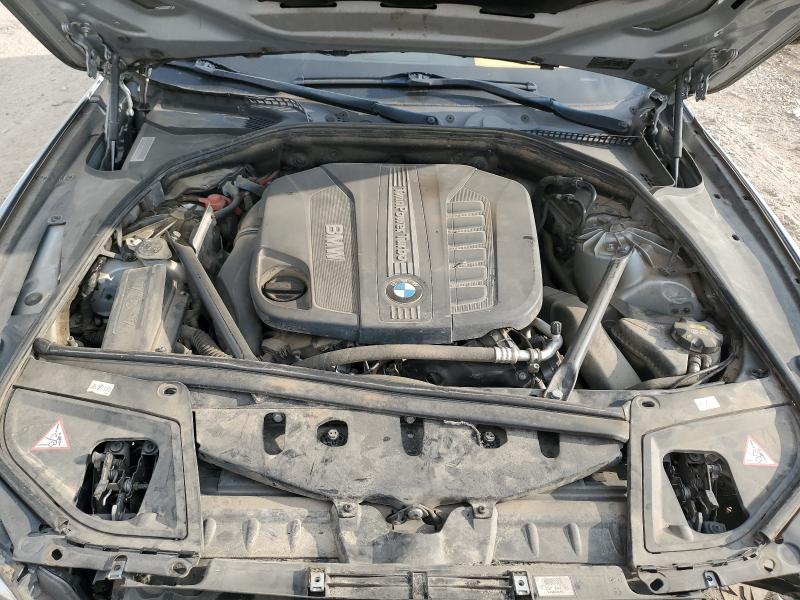 WBAXA5C54FD691824 - 2015 BMW 535 D SILVER photo 11