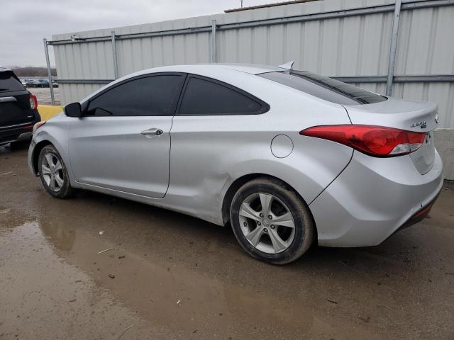 KMHDH6AEXDU000640 - 2013 HYUNDAI ELANTRA CO GS SILVER photo 2