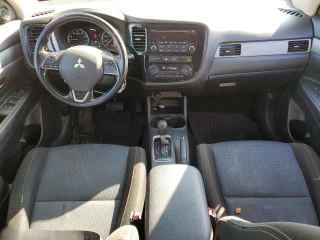 JA4AZ3A39GZ039822 - 2016 MITSUBISHI OUTLANDER SE 银色 照片 8