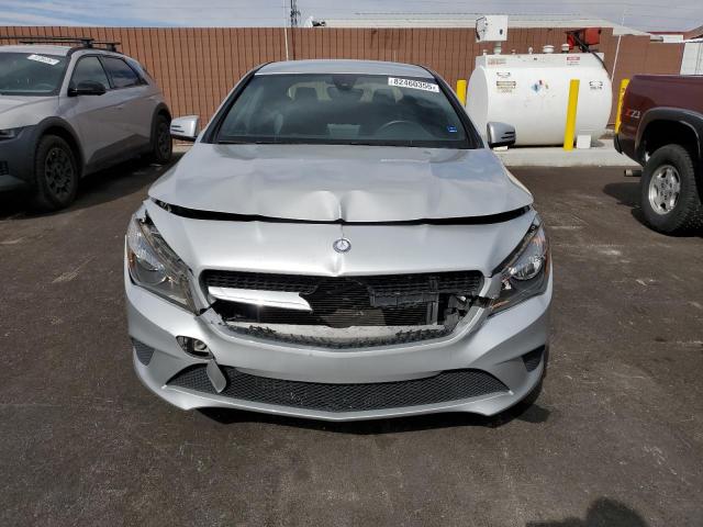 WDDSJ4EB4GN386027 - 2016 MERCEDES-BENZ CLA 250 银色 照片 5