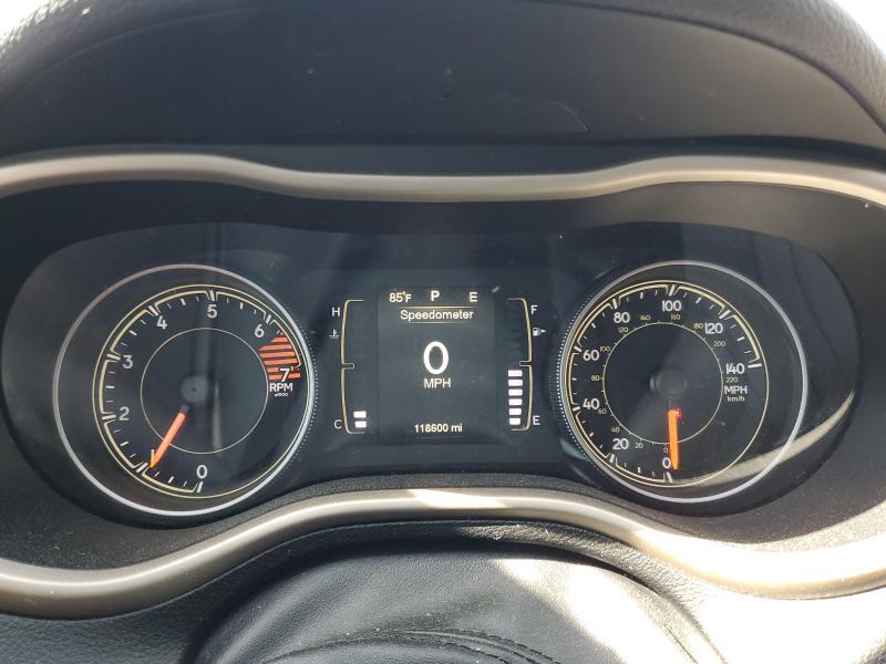 1C4PJLCB9GW363723 - 2016 JEEP CHEROKEE LATITUDE WHITE photo 9